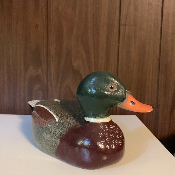 Wood hand painted duck decor - Picture 3 of 7
